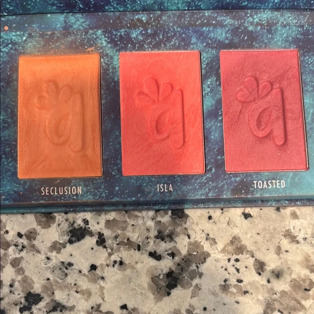 Alamar Colorete Blush Trio Vibrant Blush Trio Palette
